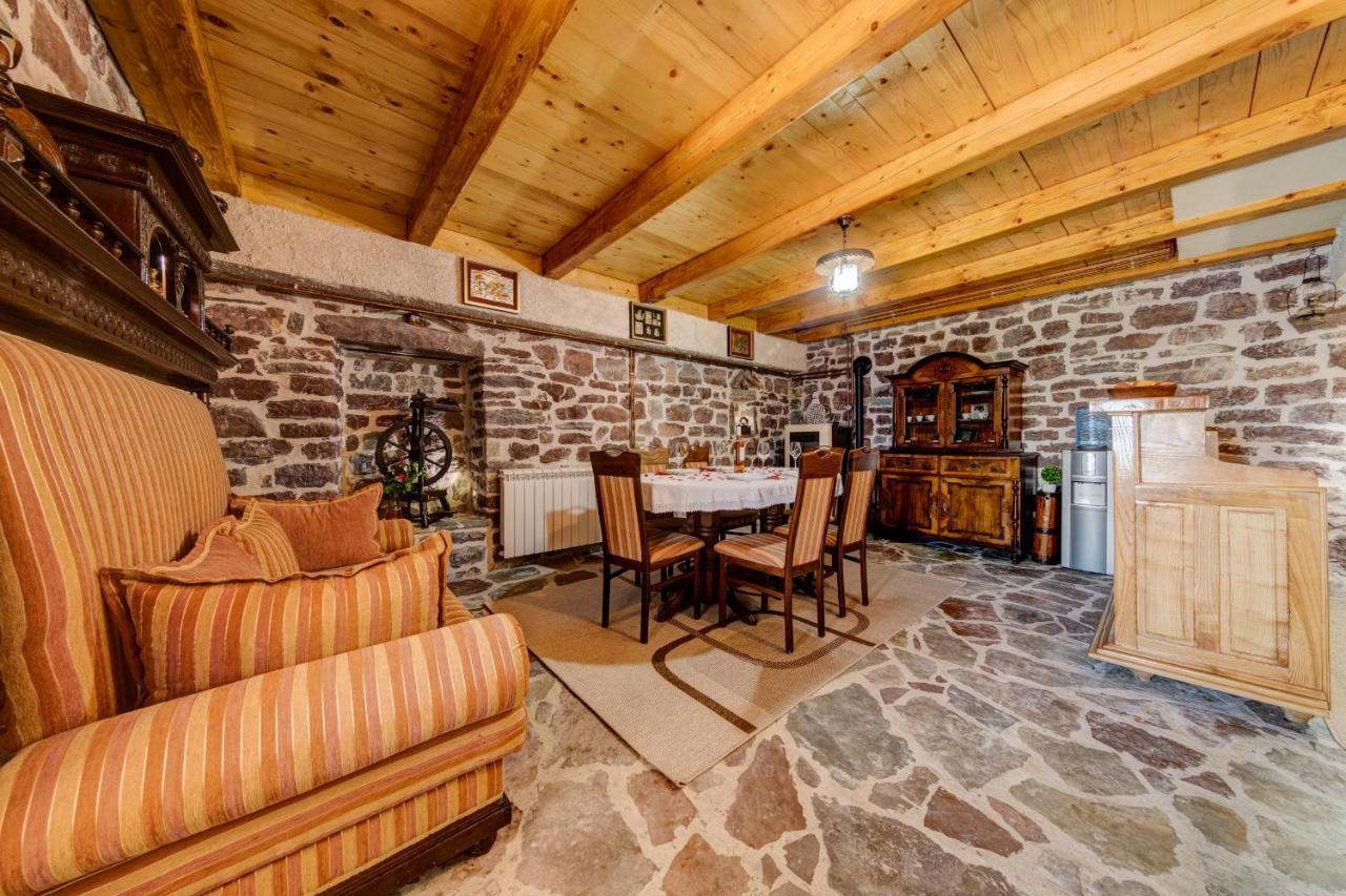 Old Stone House Villas Tivat Zewnętrze zdjęcie
