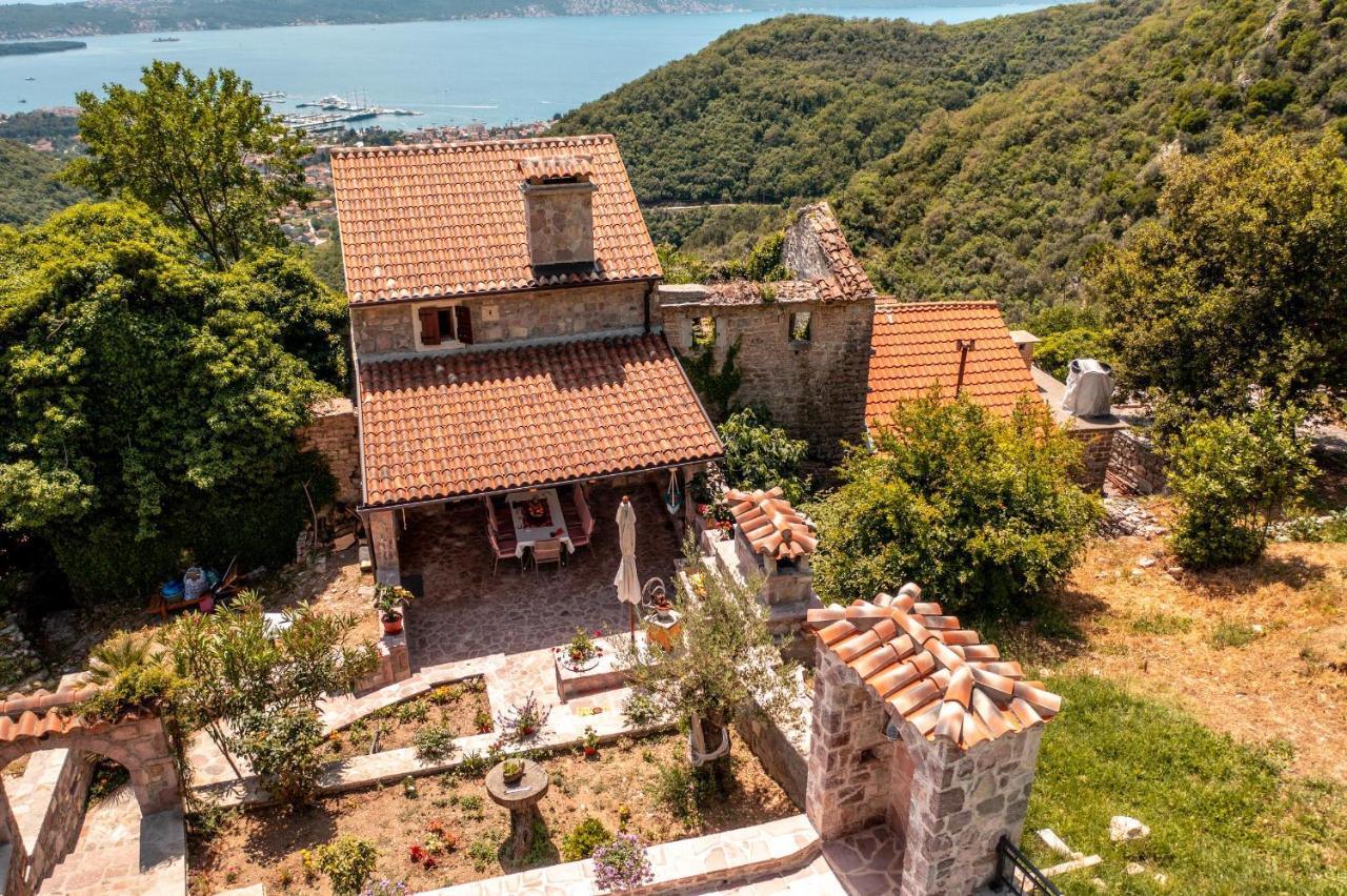 Old Stone House Villas Tivat Zewnętrze zdjęcie